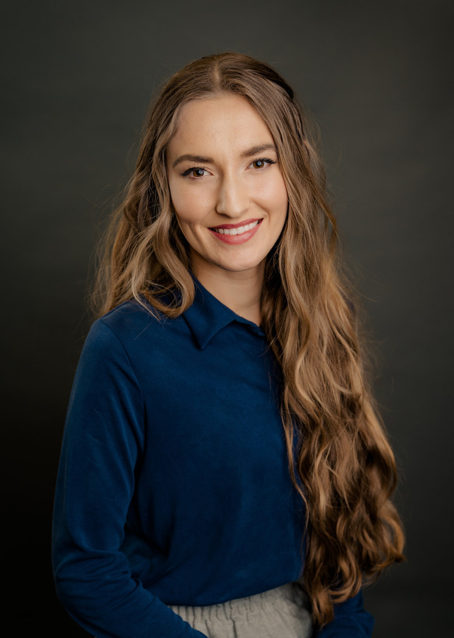 Shantel Zacha, Luxury Property Specialist